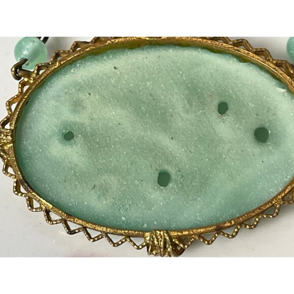 Vintage 1930s Green Molded Peking Glass Beaded Pendant Uranium Beads - Picture 6 of 16